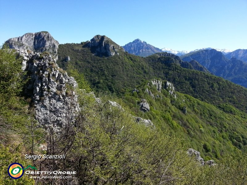 44 Cime spettacolari in fila.jpg